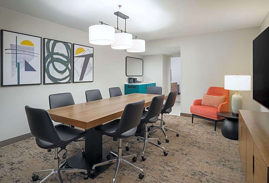 Embassy Suites By Hilton Hotel Memphis