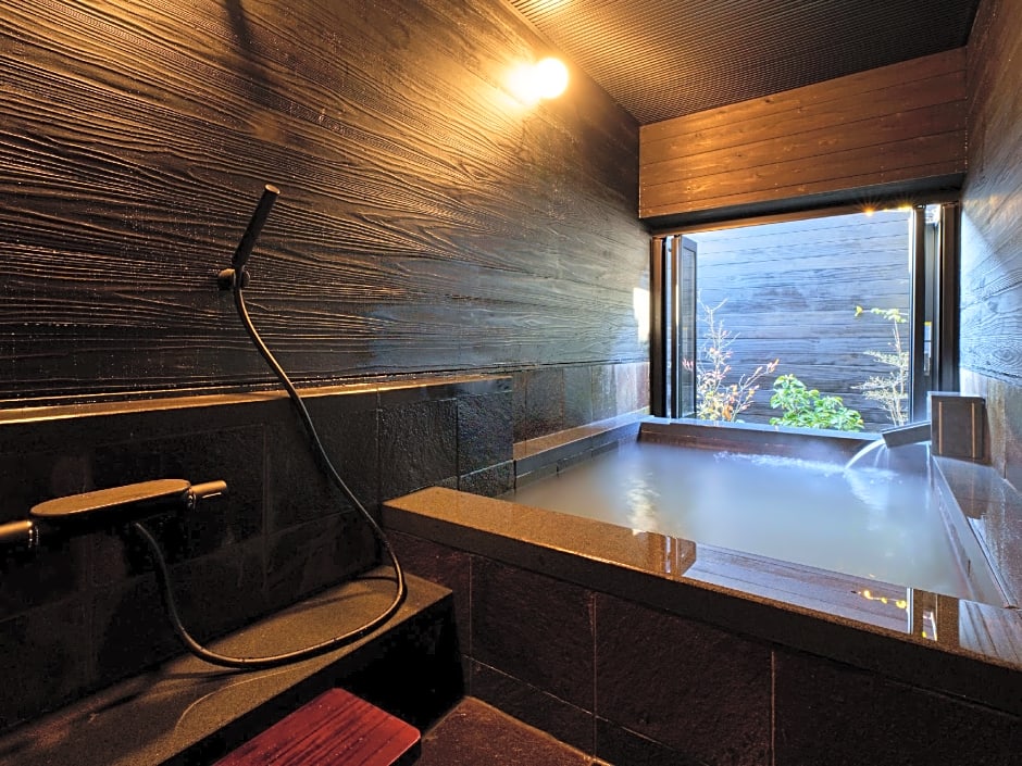 Unzen Miyazaki Ryokan