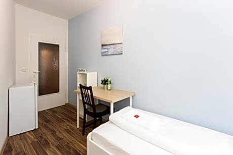 Single Room with Shared Toilet