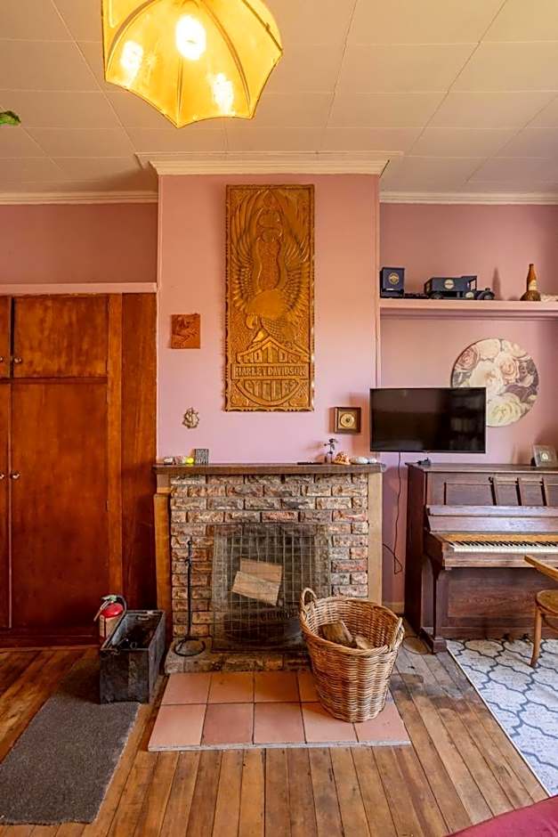 Brunnerton Lodge and Backpackers