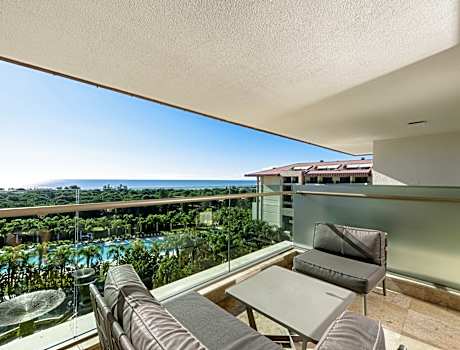 JADE ROOM SEA VIEW