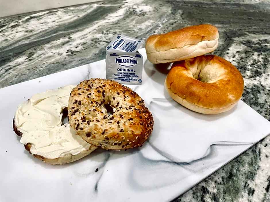 Howard Johnson by Wyndham Thunder Bay