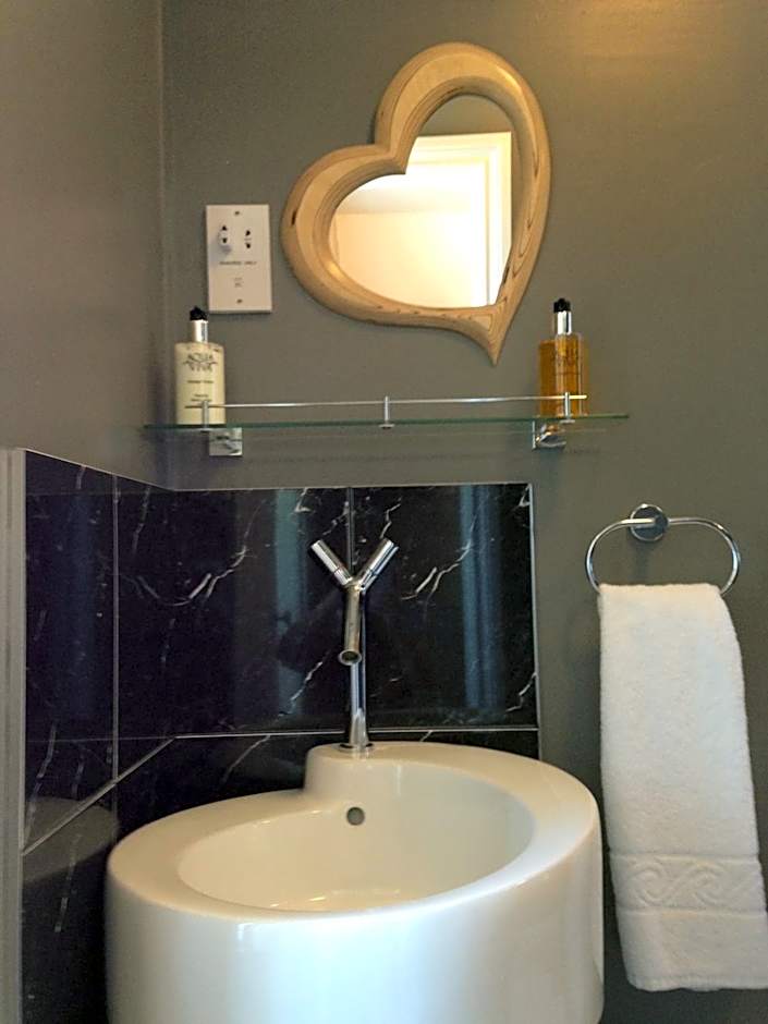 The White House Hotel