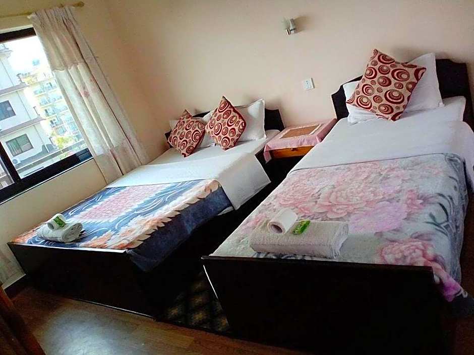 Hotel The Cherry Garden