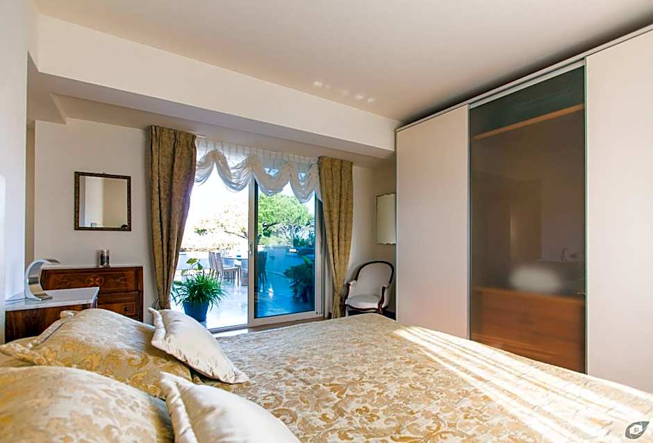 Verdeluna ApartHotel