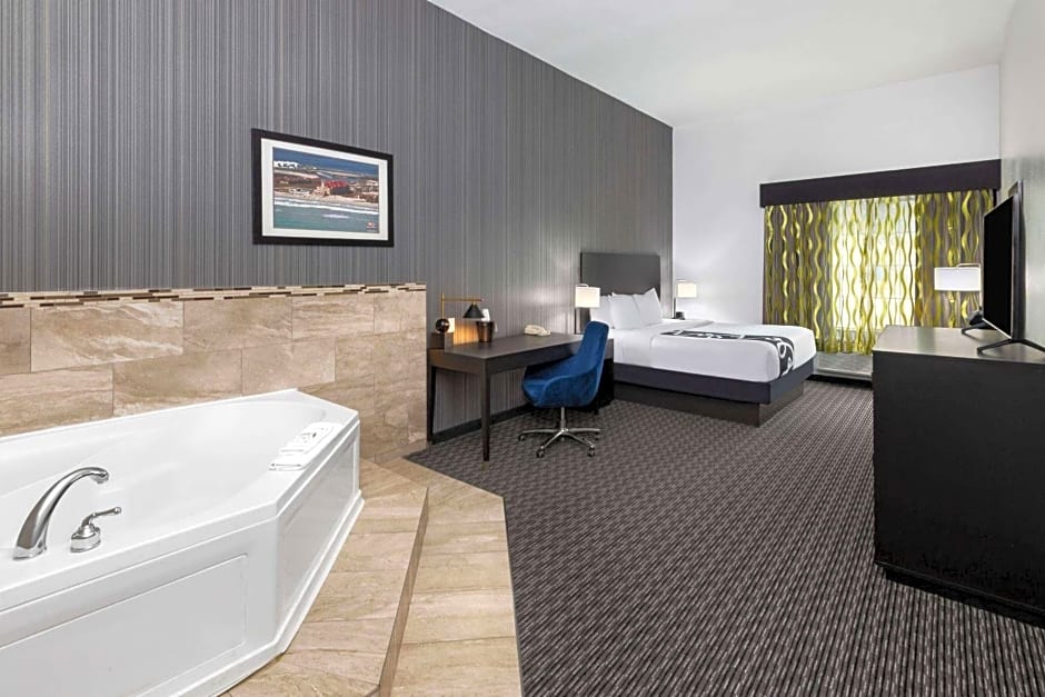 La Quinta Inn & Suites by Wyndham Austin - Cedar Park