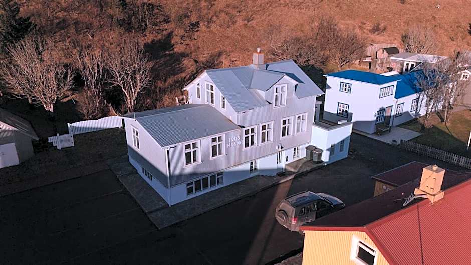 1908 Hostel by Tröll