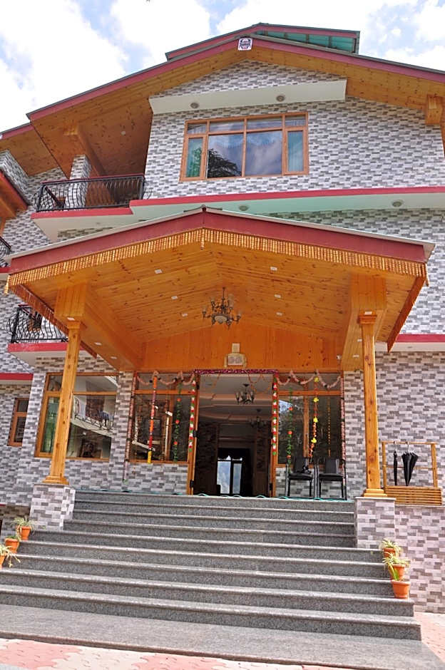 Kings Land Hotel – Manali, PA