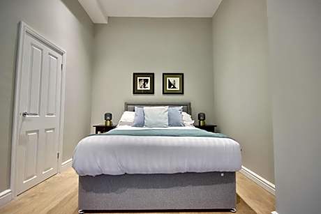 Basement One-Bedroom Apartment