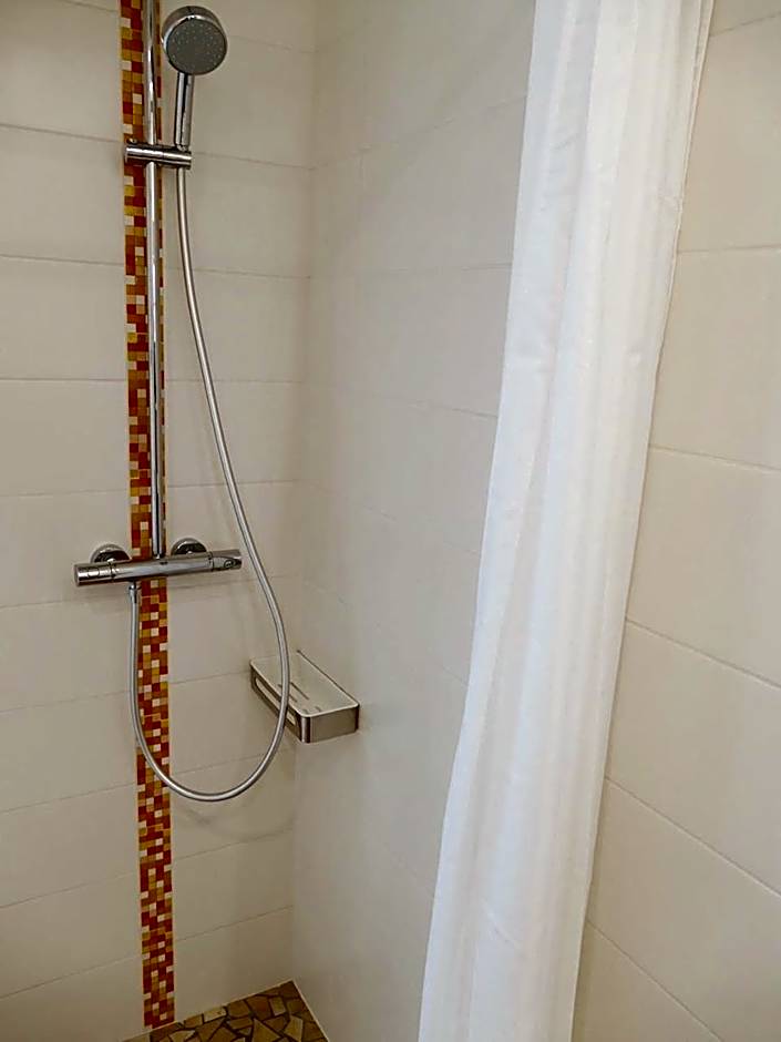 Clos des Aigrettes -6 Gîtes de charme et confort à 30m du Port de La Cotinière