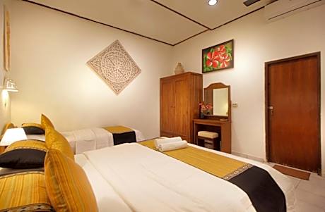 Two-Bedroom Suite with Kitchen