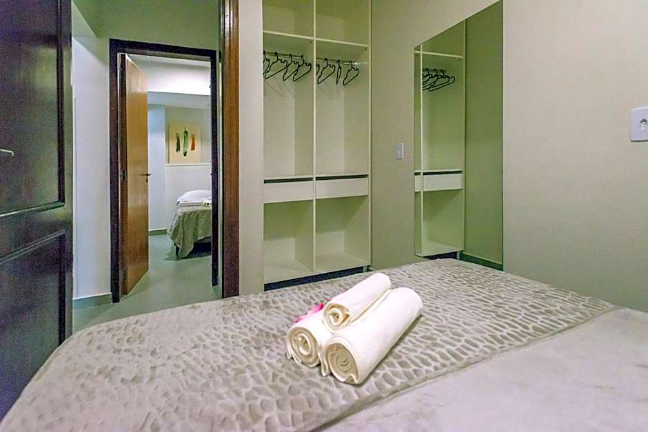 ITNC024- Apê com 4 quartos na Av. Atlântica de BC