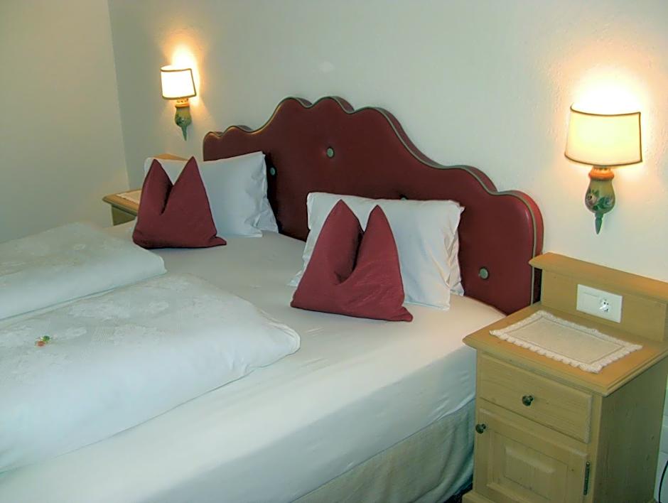 PALMENGARTEN Hotel Gstör