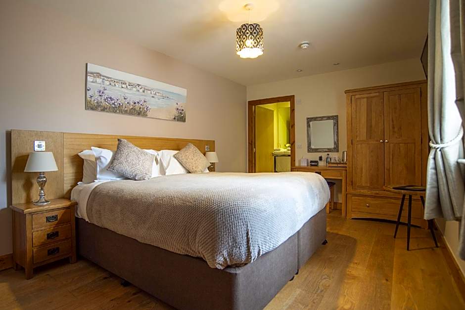 Photo 1 of 10 of double room-ensuite