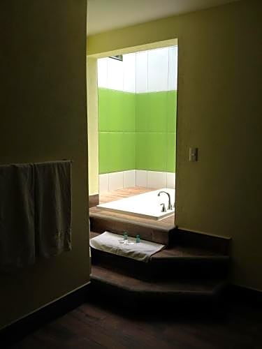 Hotel & Villas 7