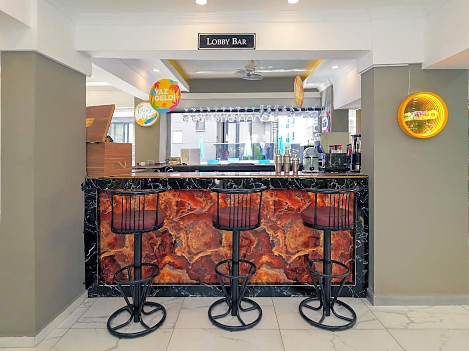 Miss Cleopatra Hotel