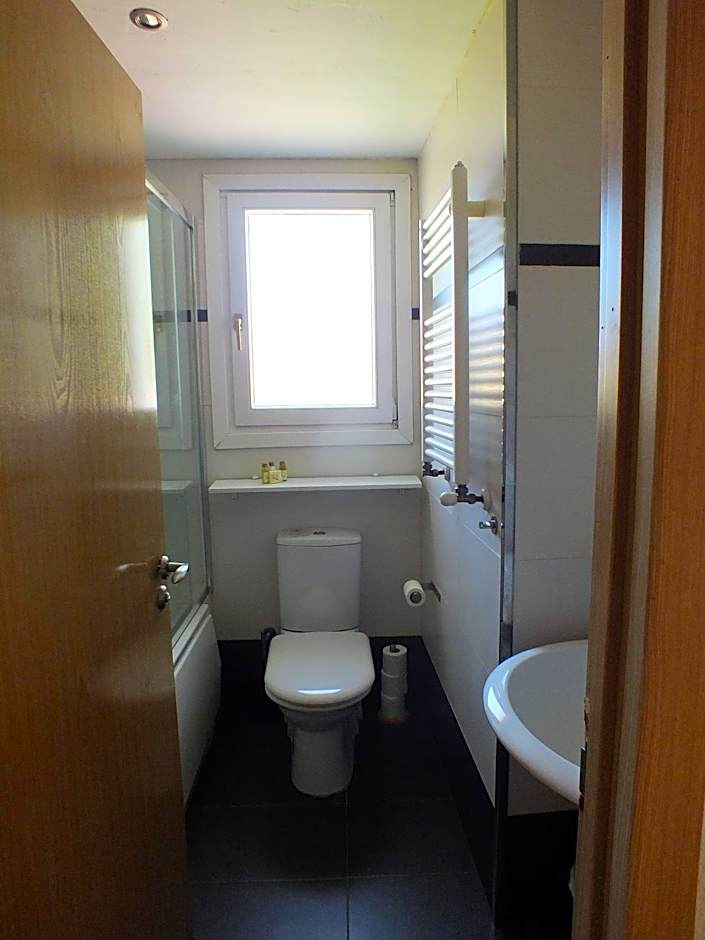 Buena Idea - Adults Only