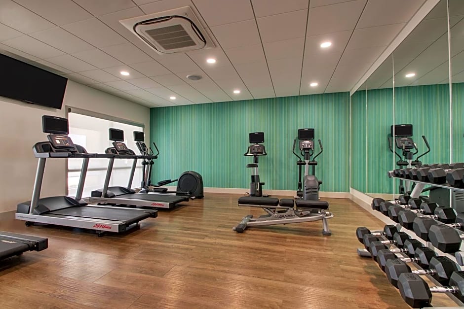 Holiday Inn Express & Suites - Mount Vernon, an IHG Hotel