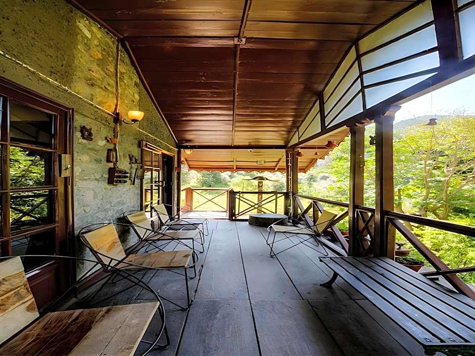 Jungle Lore Birding Lodge