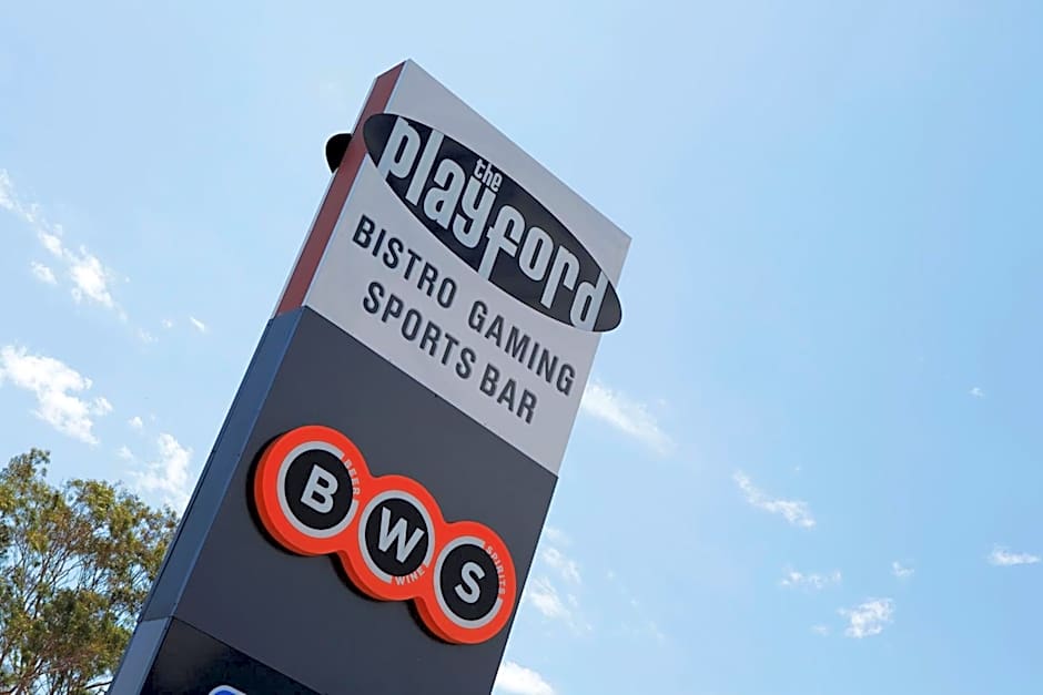 Nightcap at Playford Tavern