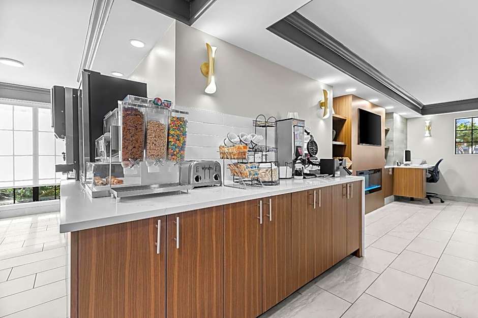La Quinta Inn & Suites by Wyndham Huntsville Research Park