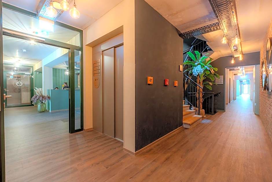 Hannover - PHIL & MAX Hotels und Apartments Messe