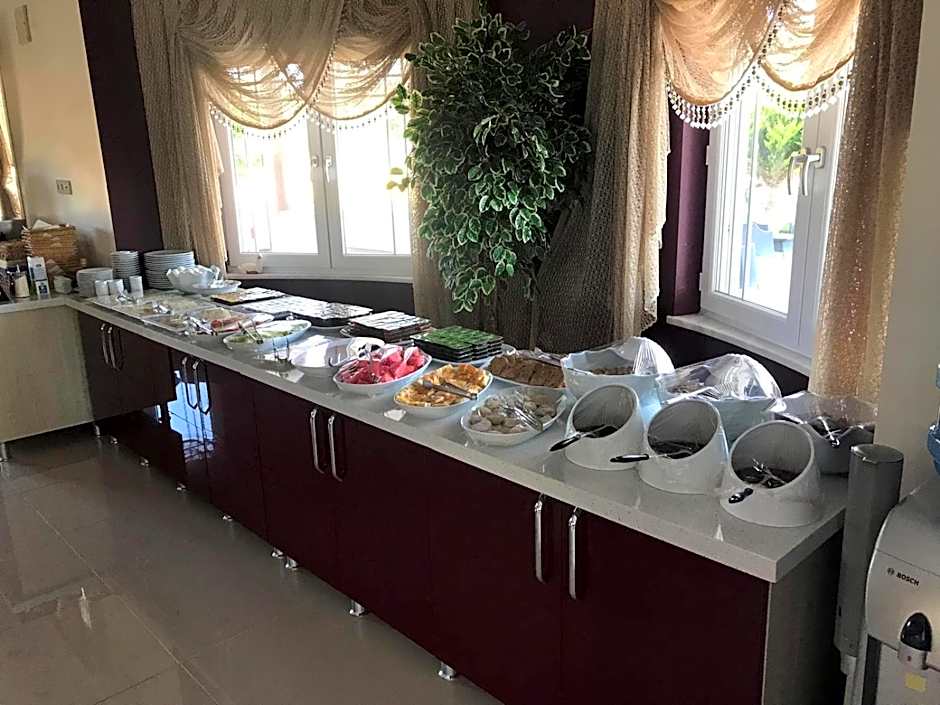 Geyi̇kli̇ Sunshi̇ne Hotel