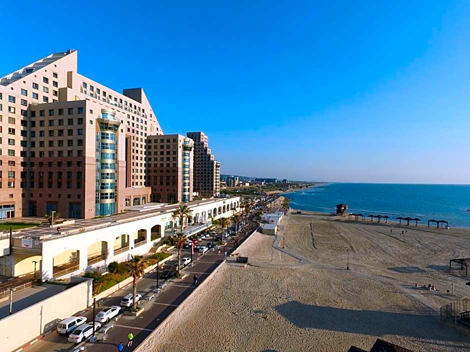 Luxurious Beach apartments