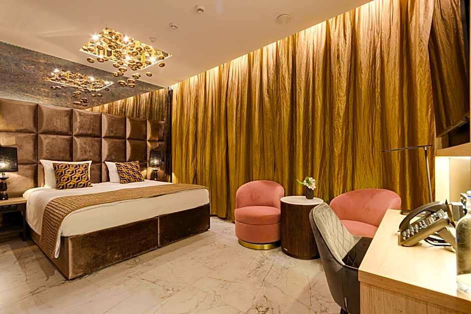 Art Suites Luxury Hotel