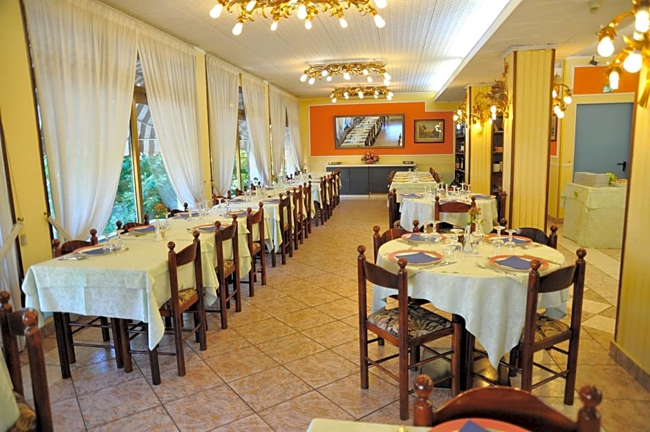Hotel Salus
