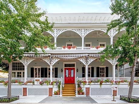 Virginia Hotel