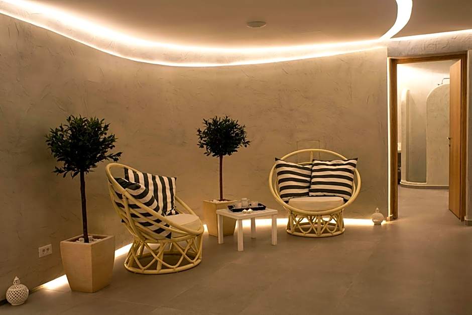 Acroterra Rosa Luxury Suites