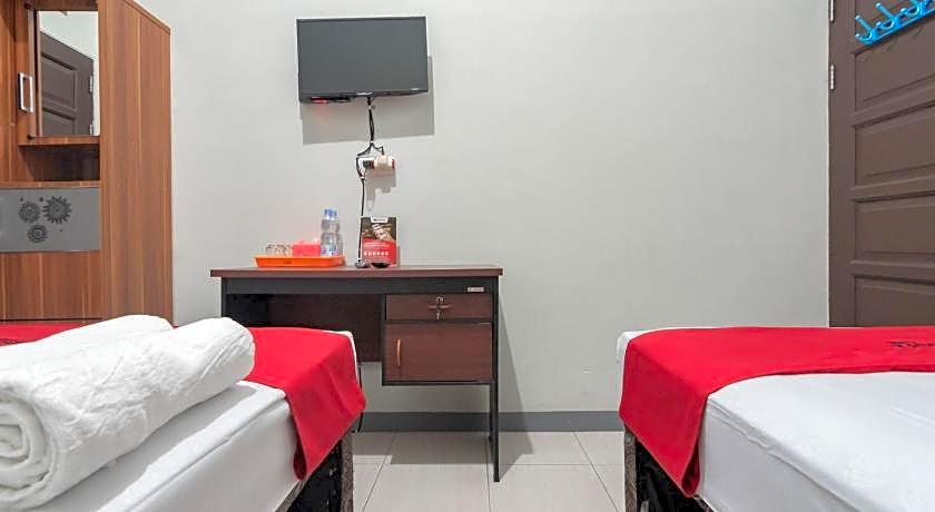 RedDoorz Syariah near Jalan Jakarta Samarinda