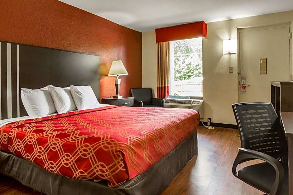 Econo Lodge Research Triangle Park