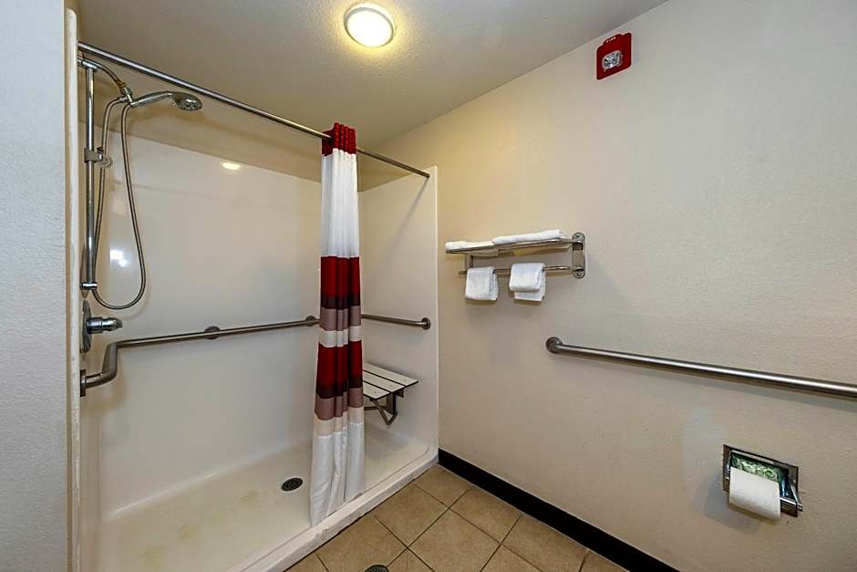 Red Roof Inn & Suites Biloxi - Ocean Springs
