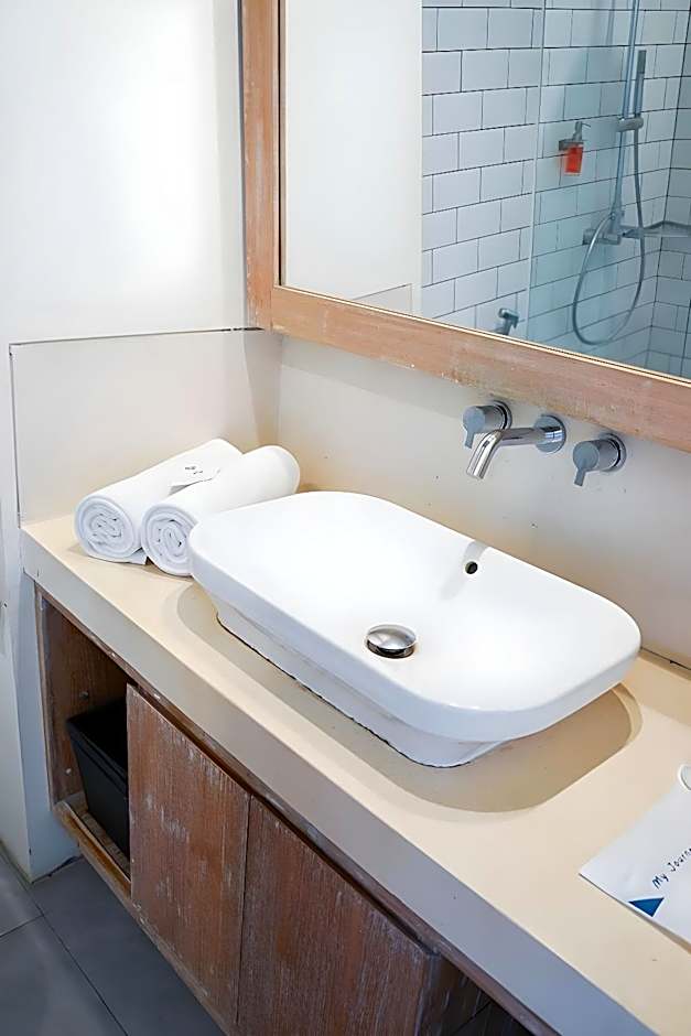 FRii Bali Echo Beach Hotel