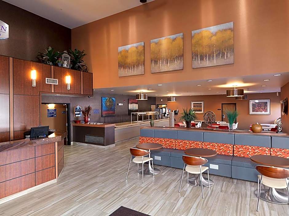 Crystal Inn Hotel & Suites - Midvalley