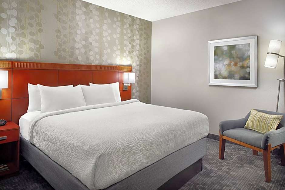Courtyard by Marriott Greenville Haywood Mall