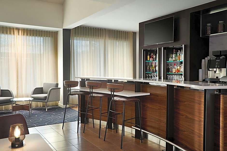 Courtyard by Marriott St. Louis Creve Coeur