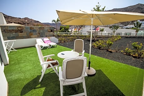 Classic 1 bedroom apart balcony sunsuite 2+2