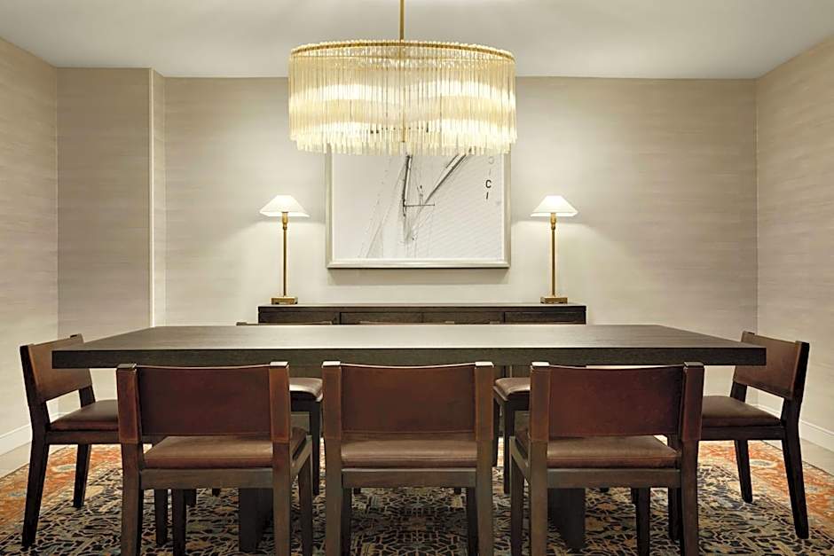 DoubleTree Suites By Hilton Boston - Cambridge