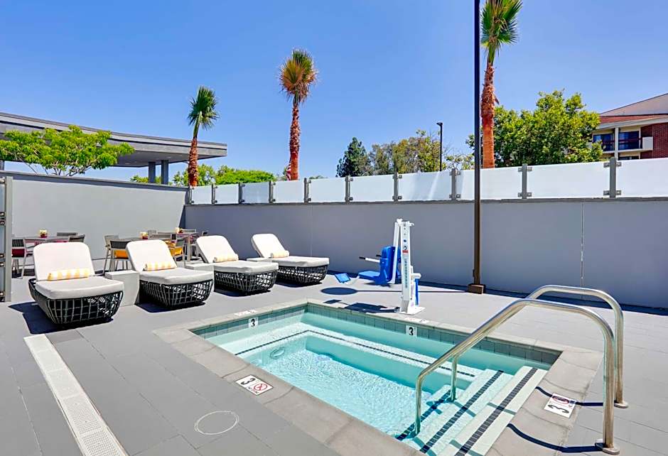 Hampton Inn by Hilton Irvine Spectrum Lake Forest