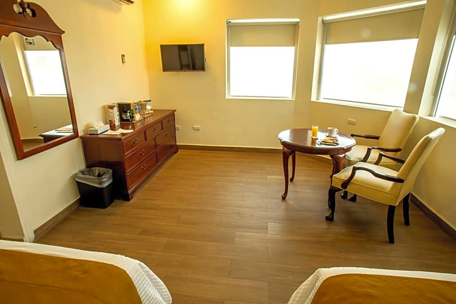 Hotel Plaza Calzada