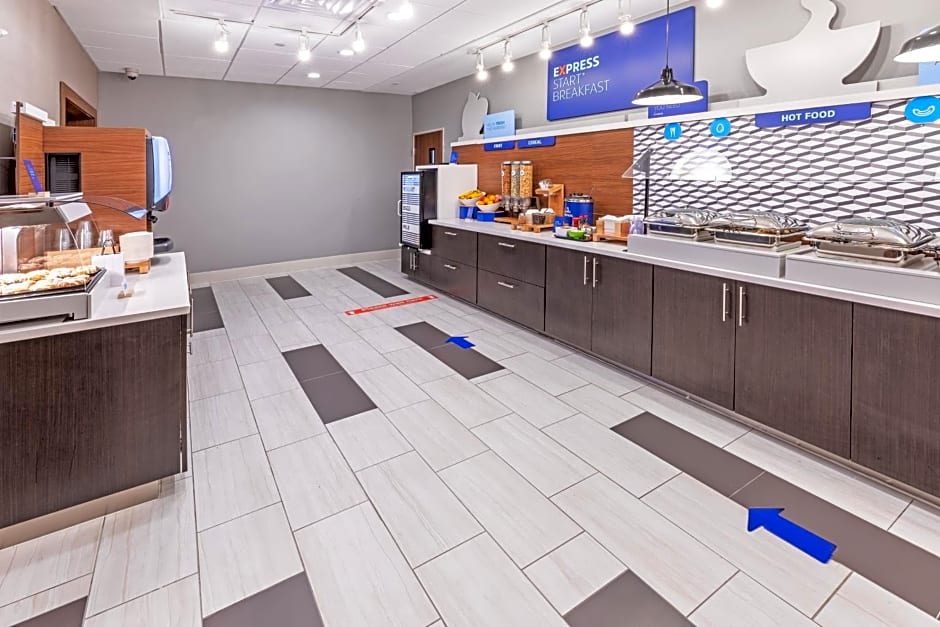 Holiday Inn Express And Suites Stafford Nw - Sugar Land By IHG