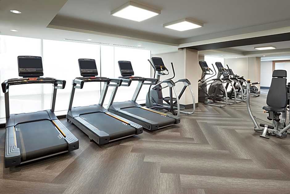 Four Points by Sheraton Point Edward Sarnia