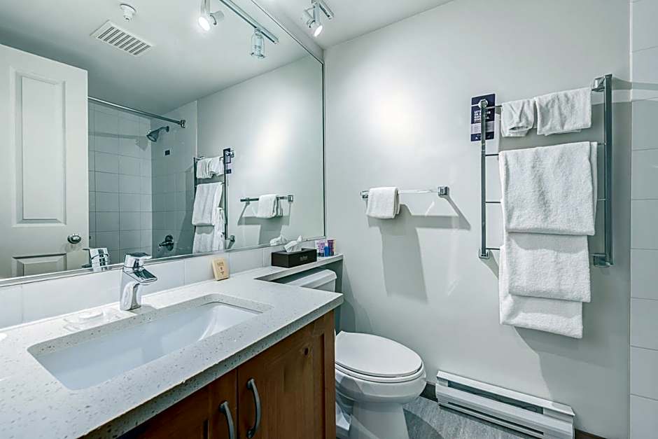 Blackcomb Springs Suites by CLIQUE