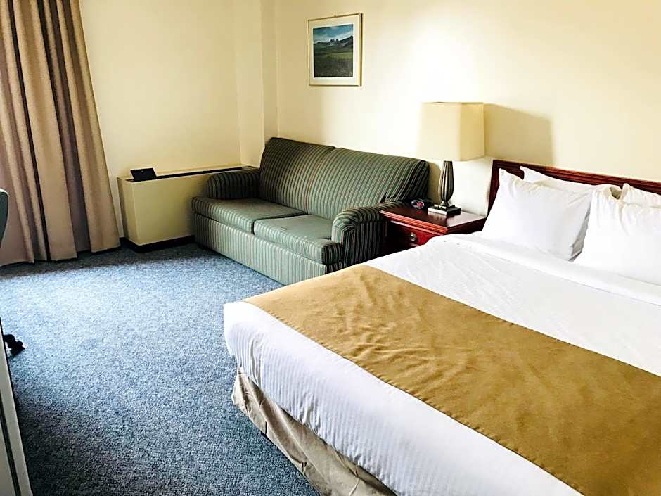 Northern Star Hotel & Convention Center