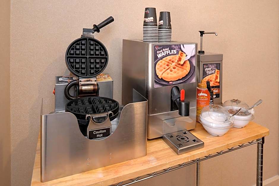 Staybridge Suites Indianapolis-Airport By IHG