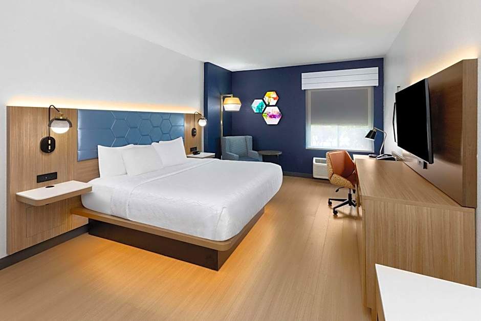La Quinta Inn & Suites by Wyndham San Antonio Northwest