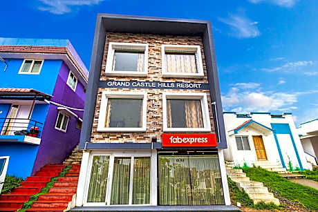 FabExpress Grand Castle Hill Resorts - Ooty Lake - 800m